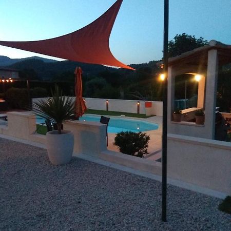 Lobeal Apartment Auriol Luaran gambar