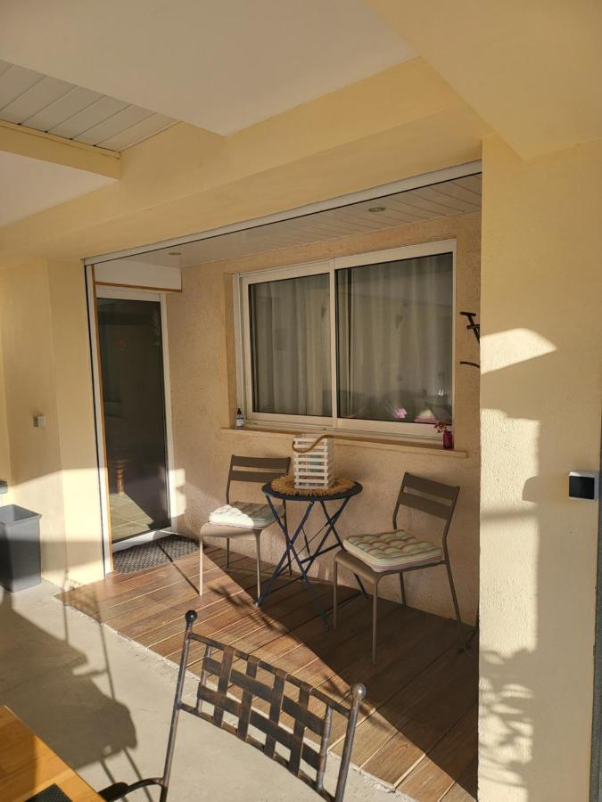 Lobeal Apartment Auriol Luaran gambar